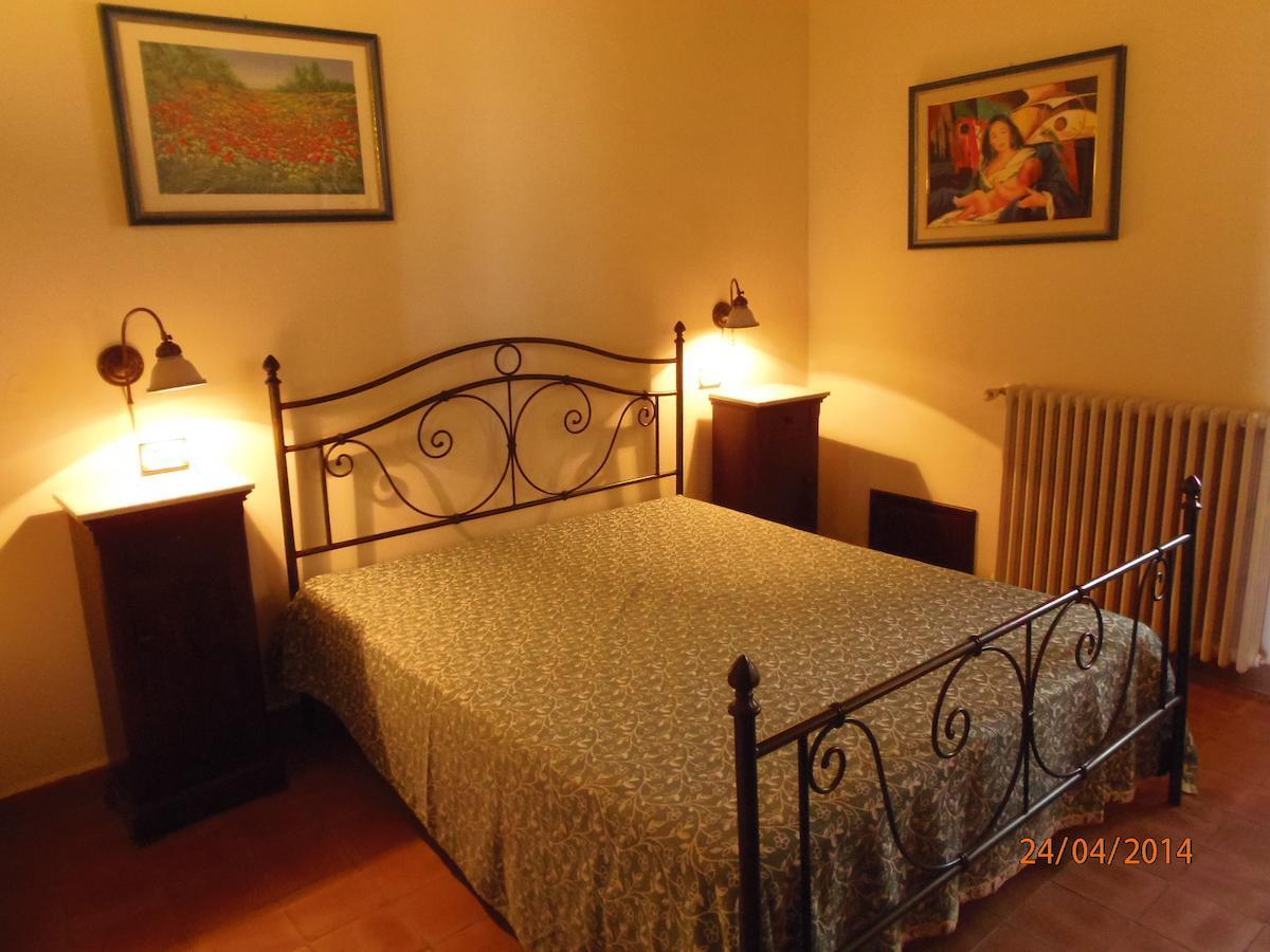 Hotel Le Cisterne Dell'Etna Calcerana-Marina Camera foto
