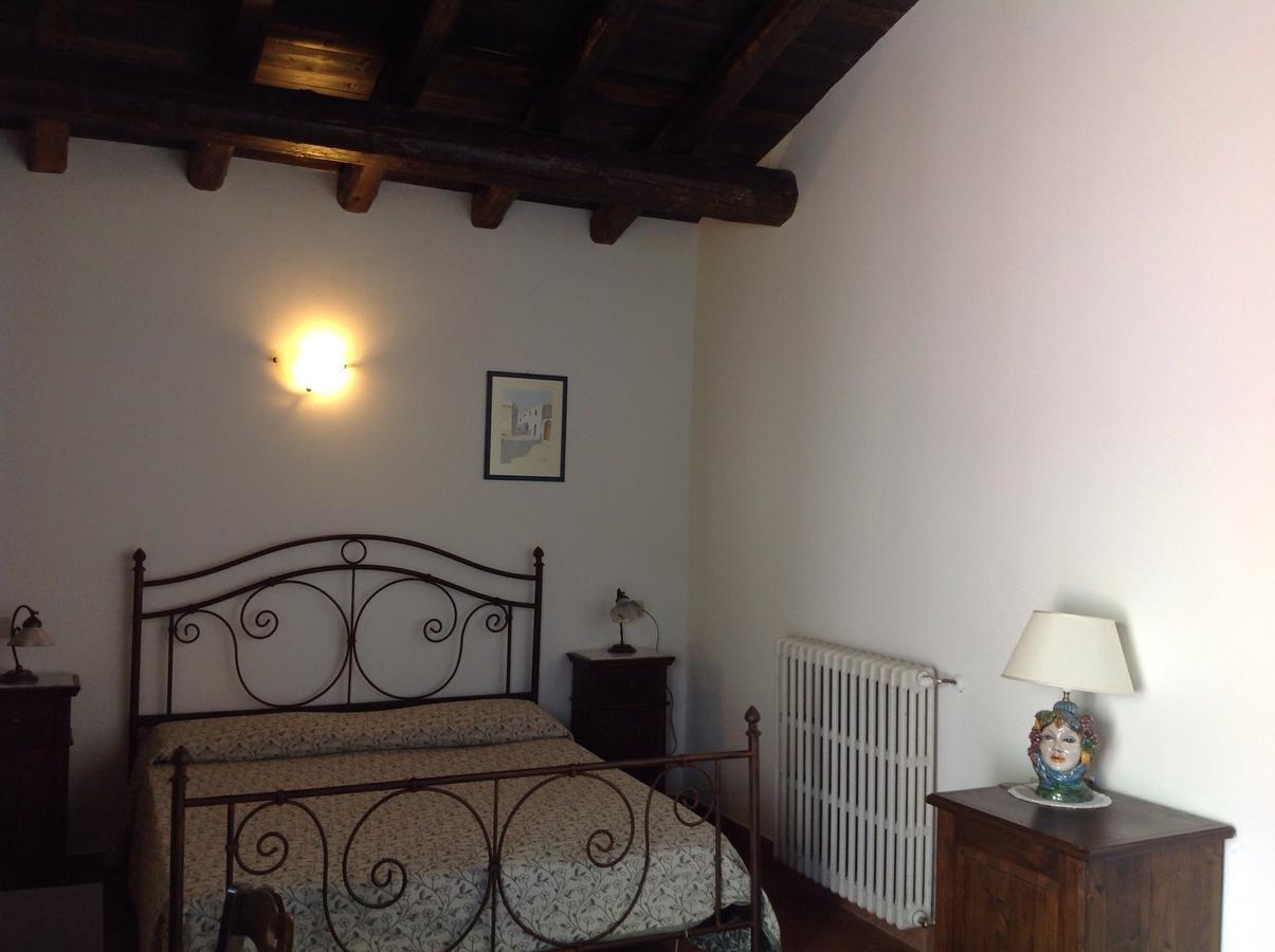Hotel Le Cisterne Dell'Etna Calcerana-Marina Esterno foto