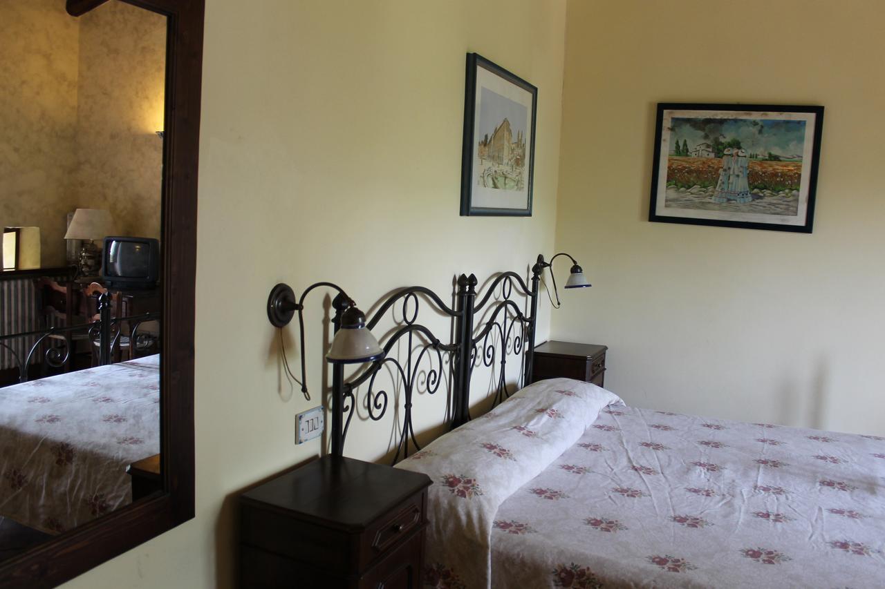 Hotel Le Cisterne Dell'Etna Calcerana-Marina Esterno foto